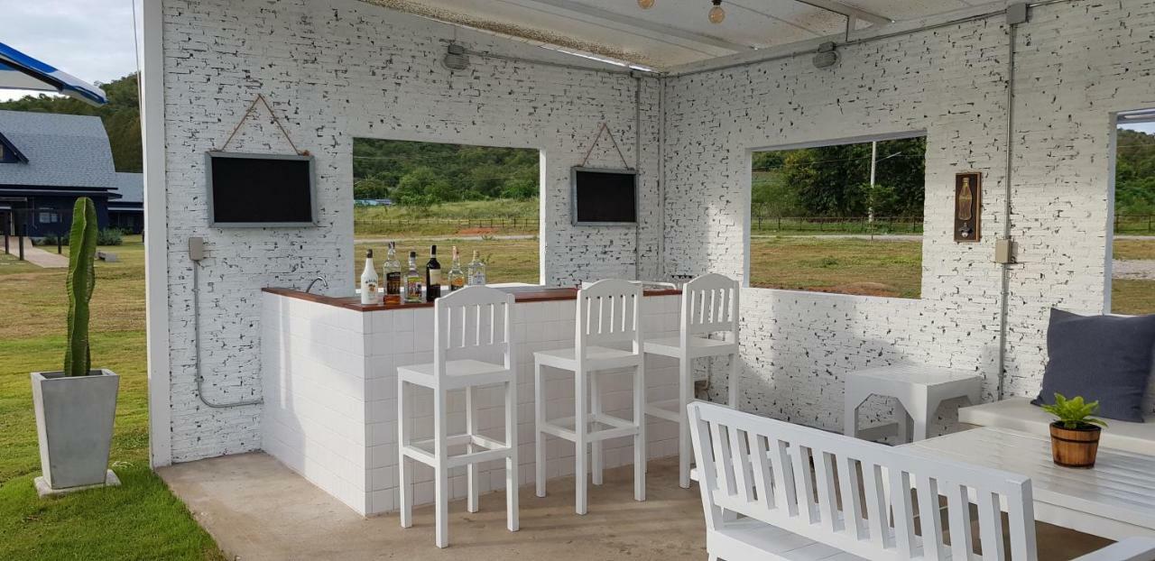 מלון קאו טאו The Barn Hua Hin מראה חיצוני תמונה